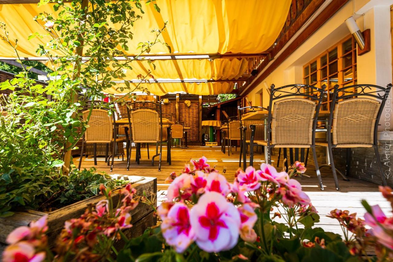 Hotel Restaurant Les Lilas Les Diablerets Ngoại thất bức ảnh