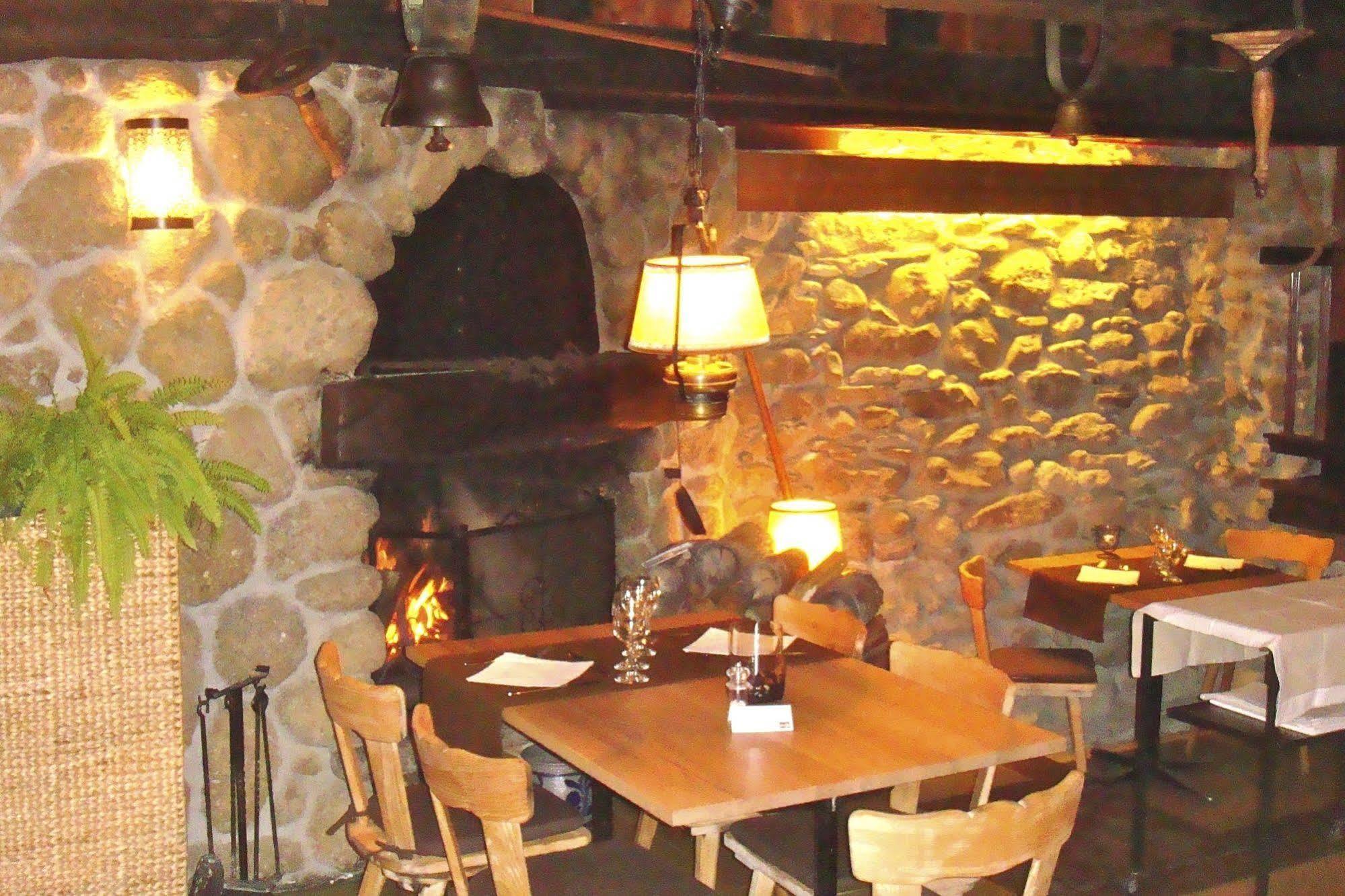 Hotel Restaurant Les Lilas Les Diablerets Ngoại thất bức ảnh